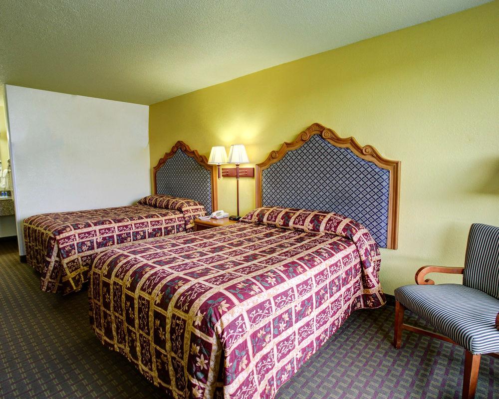 University Inn Сан Маркос Екстериор снимка