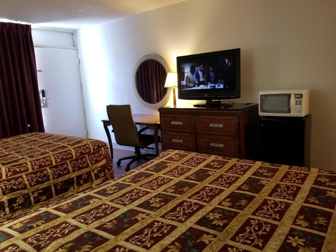 University Inn Сан Маркос Екстериор снимка