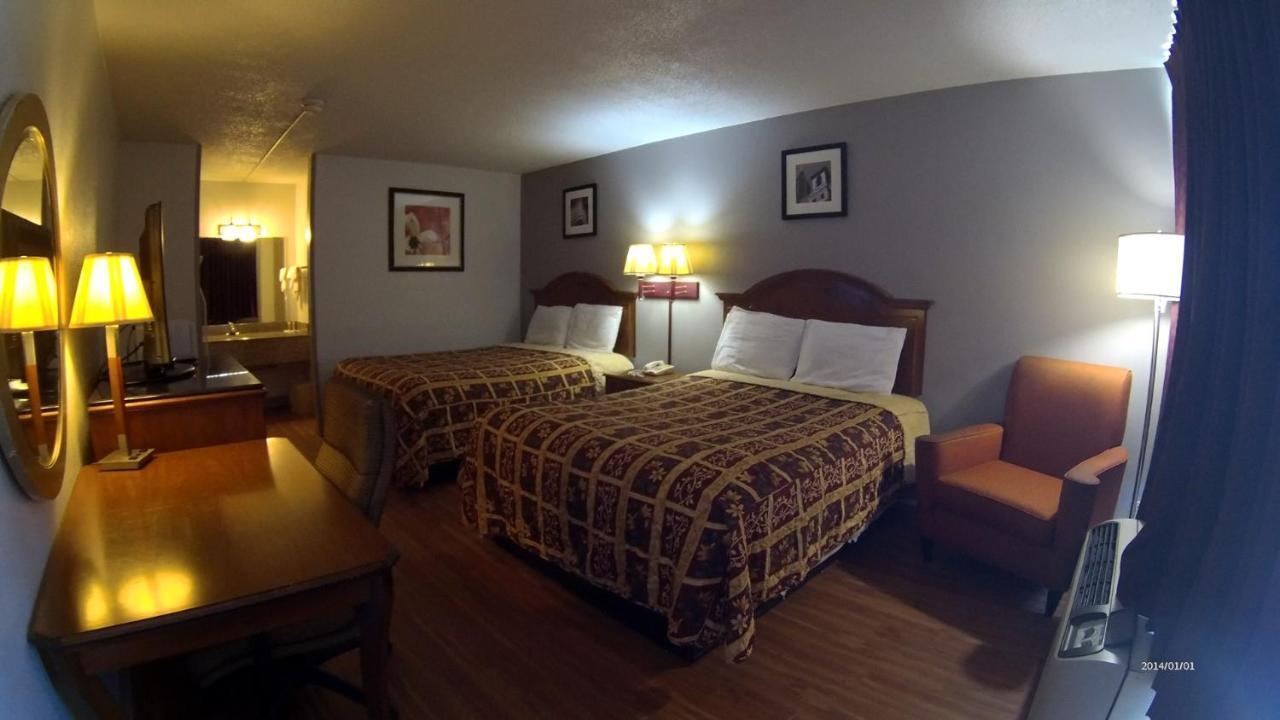 University Inn Сан Маркос Екстериор снимка